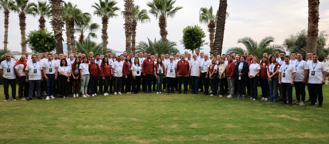 Aksa Doğalgaz Güçlü Büyüme Doğamızda Var diyerek yeni yol haritasını belirledi