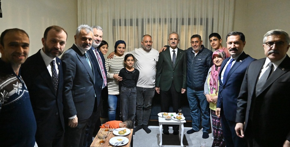 Bakan Uraloğlu: Biz birlikte güçlüyüz