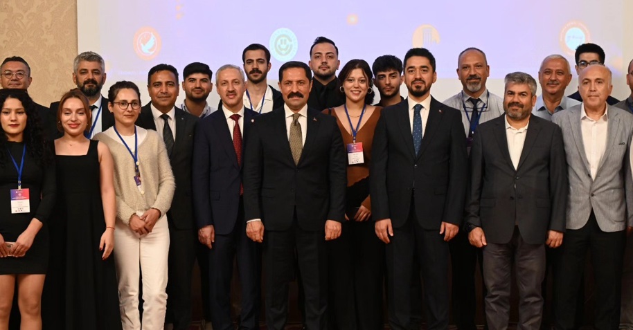 Dijital medyanın etkileri çalıştayı