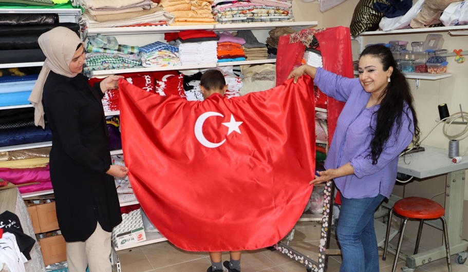 Gülbin Tasarım’da 29 Ekim ve 10 Kasım Öncesi Yoğun Mesai