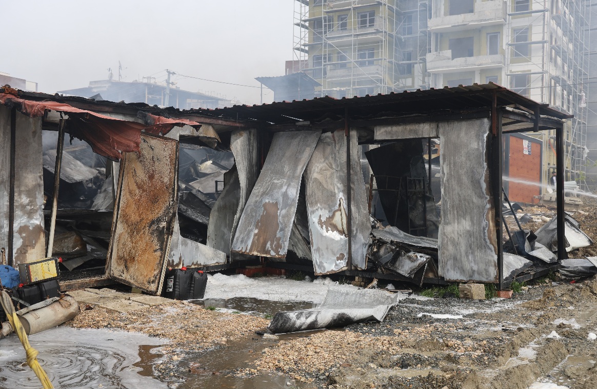 Hatay Defne’de İşçi Yatakhanesinde Yangın