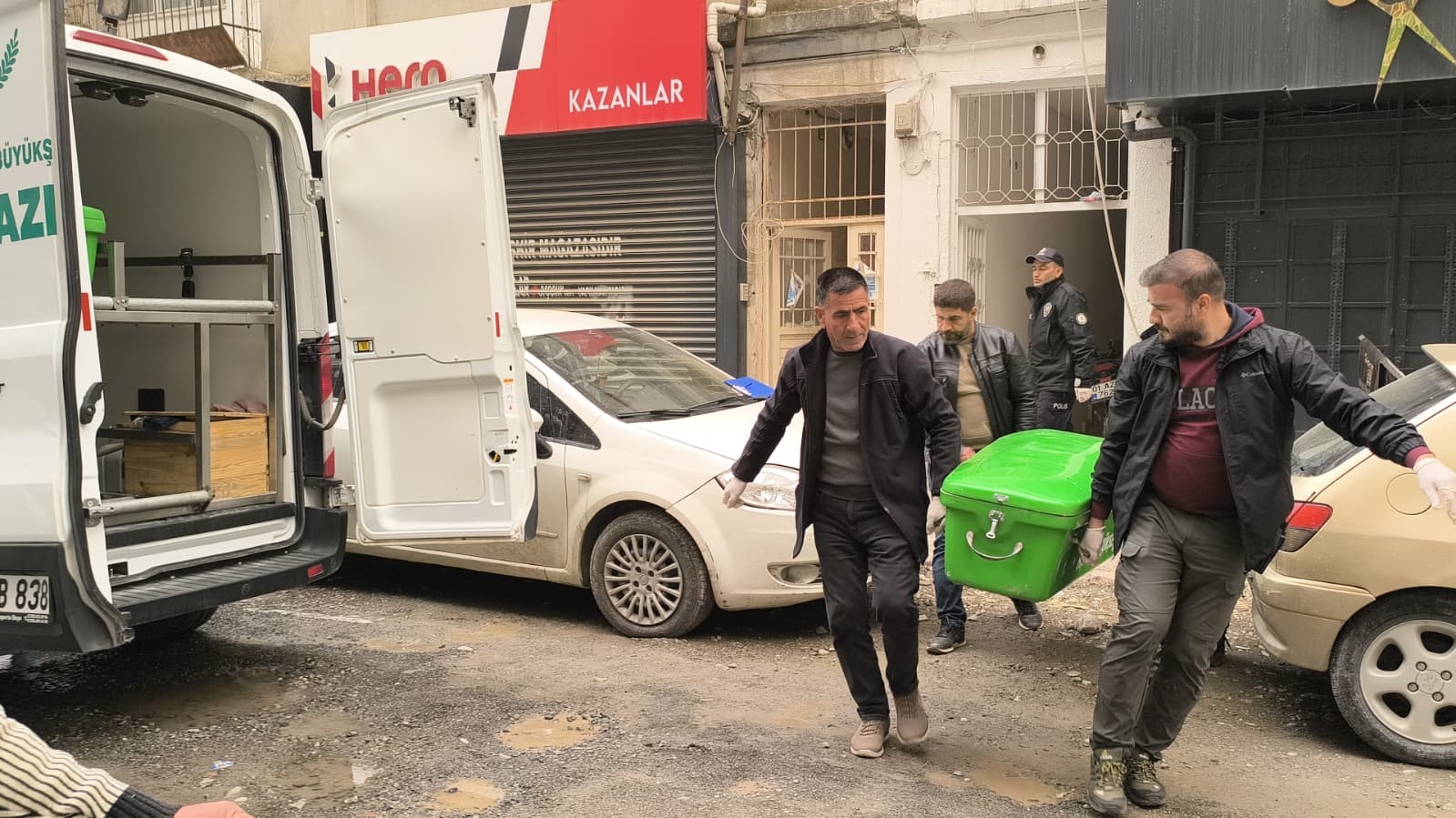 Hatay’da Yaşlı Adam Evinde Bıçaklanarak Öldürüldü