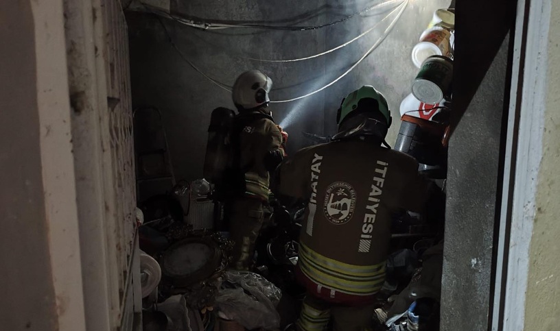 Koçörende depo yangını haber fotoğrafı