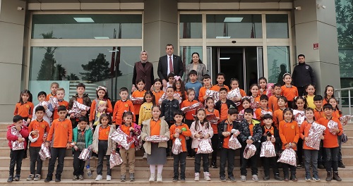 Minik Öğrencilerden Başkan Yumuşak'a Ziyaret