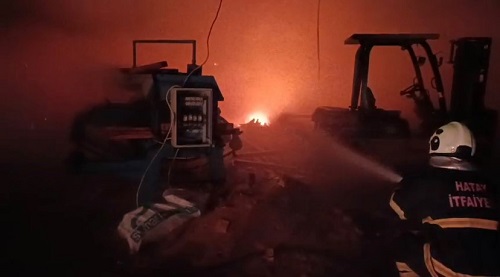 Payas'ta Marangoz Atölyesi Yandı