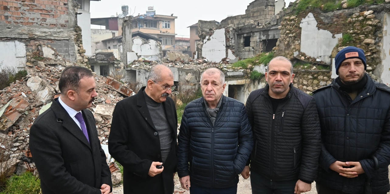 Ümit Özdağ sorunları dinledi