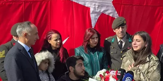 Üniforma, Bize Milletimizin Vermiş Olduğu Bir Emanet