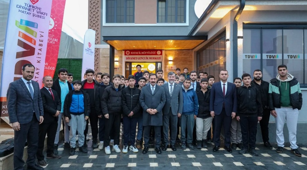 Vali Mustafa Masatlı Gençlerle Gönül Köprüsü Kurdu haber fotoğrafı